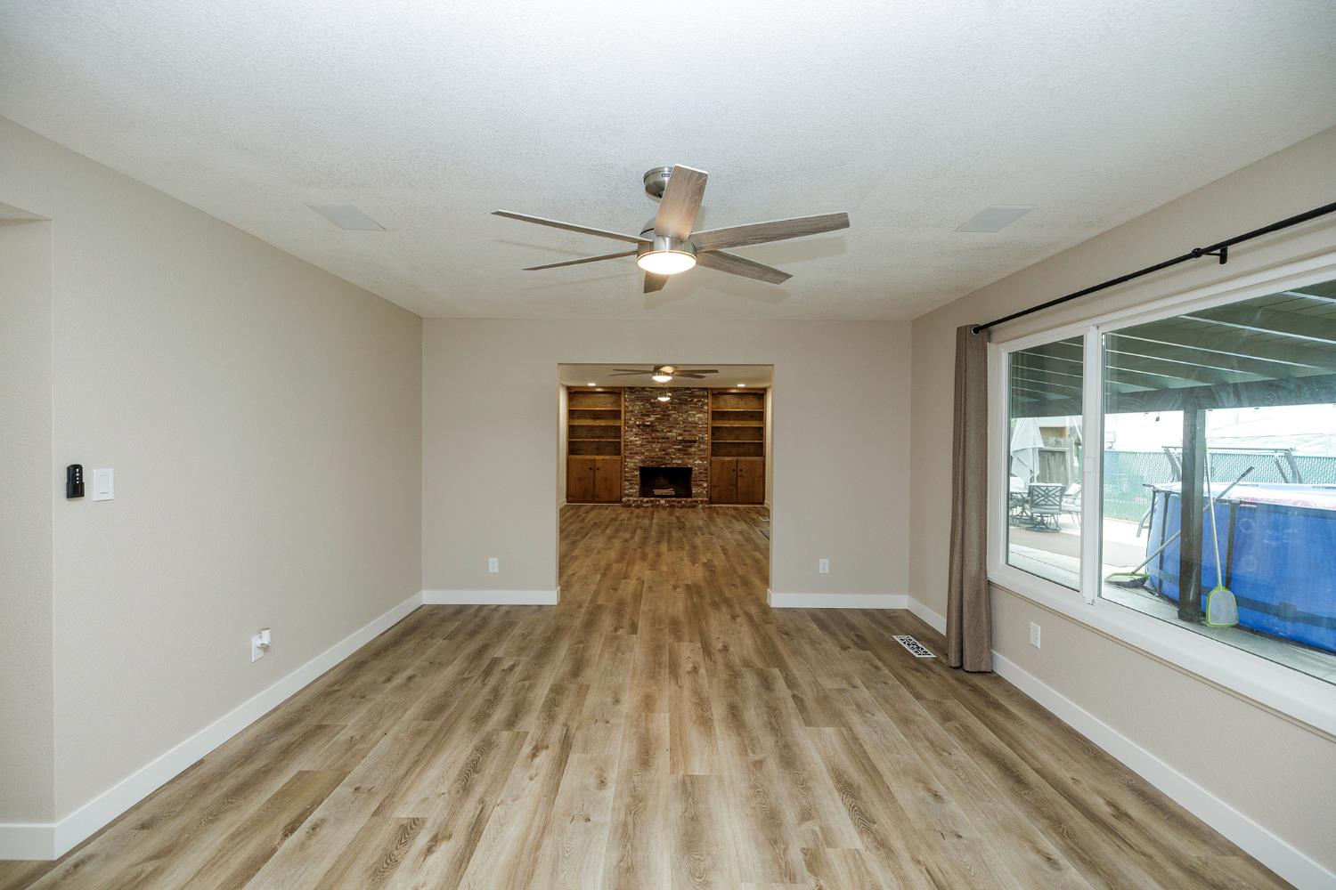 2211 California St, Escalon, CA 95320