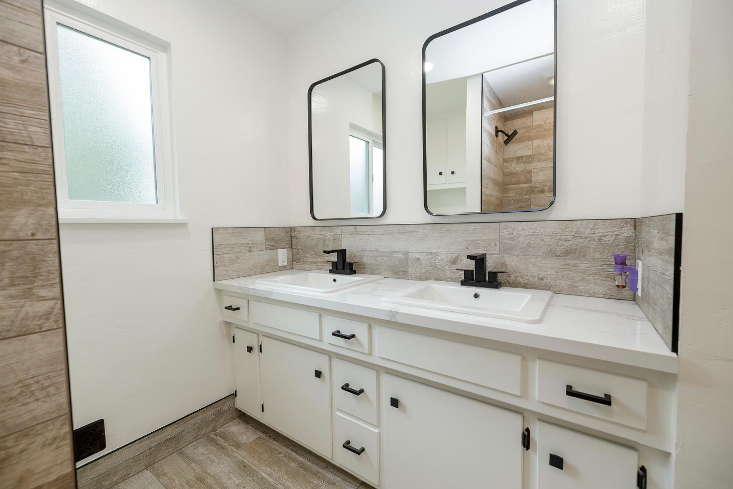 2211 California St, Escalon, CA 95320