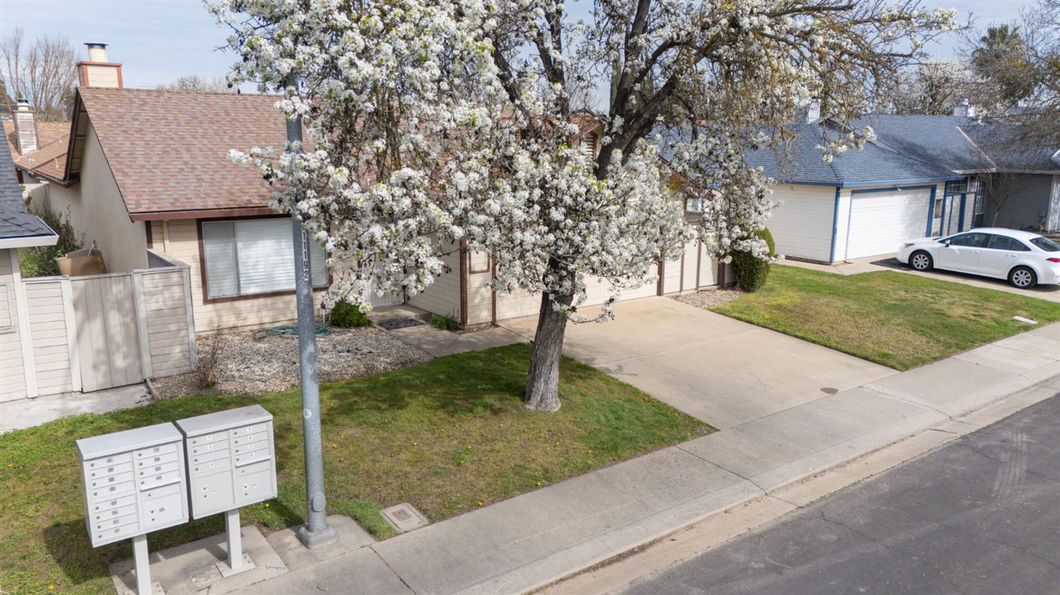 1917 Middelburg Ct, Modesto, CA 95356