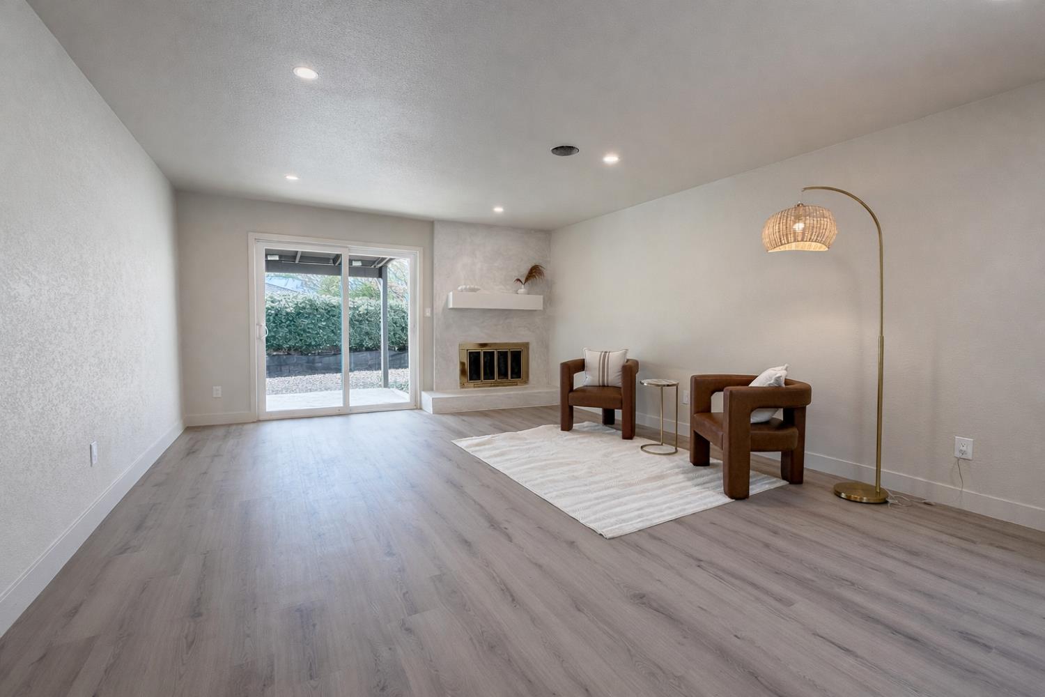 1813 Rose Ave, Modesto, CA 95355