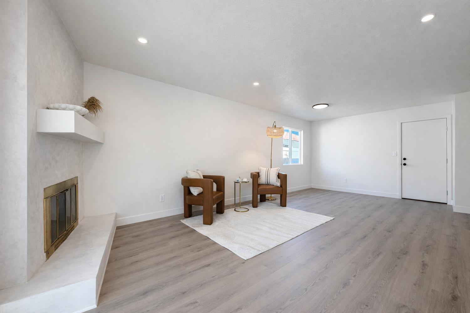 1813 Rose Ave, Modesto, CA 95355