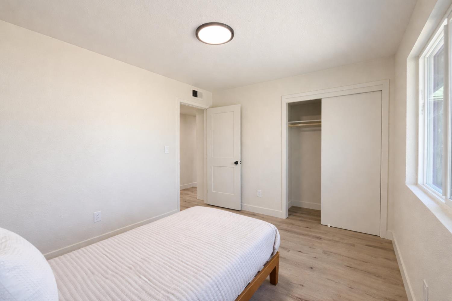 1813 Rose Ave, Modesto, CA 95355