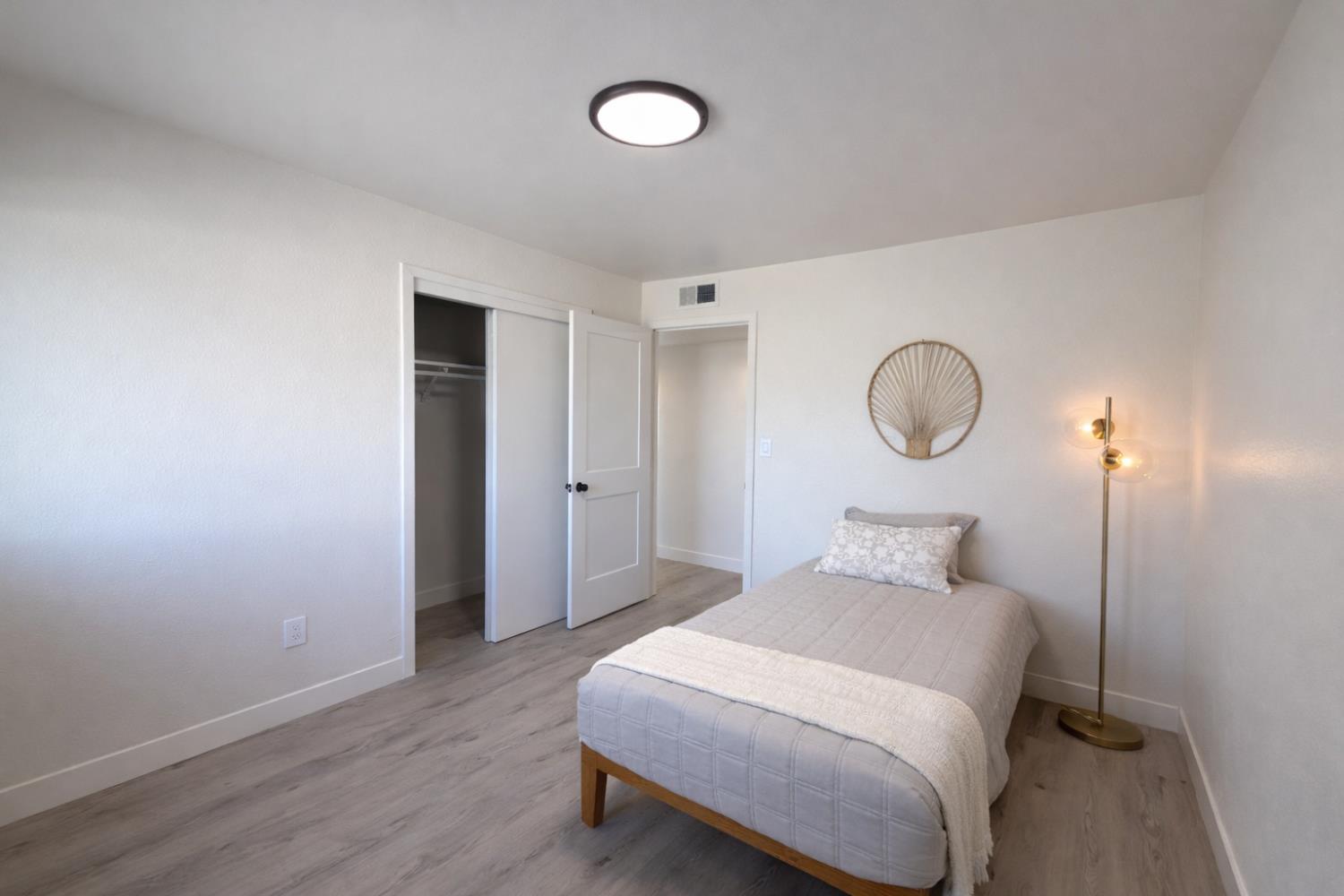 1813 Rose Ave, Modesto, CA 95355