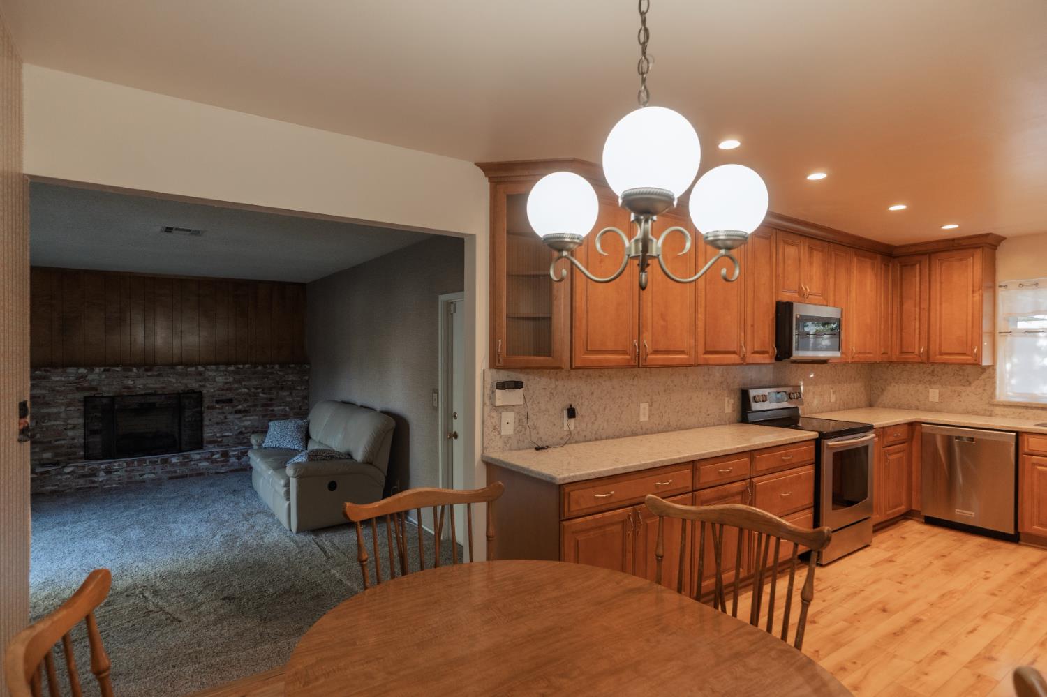 315 Diane Ct, Merced, CA 95348