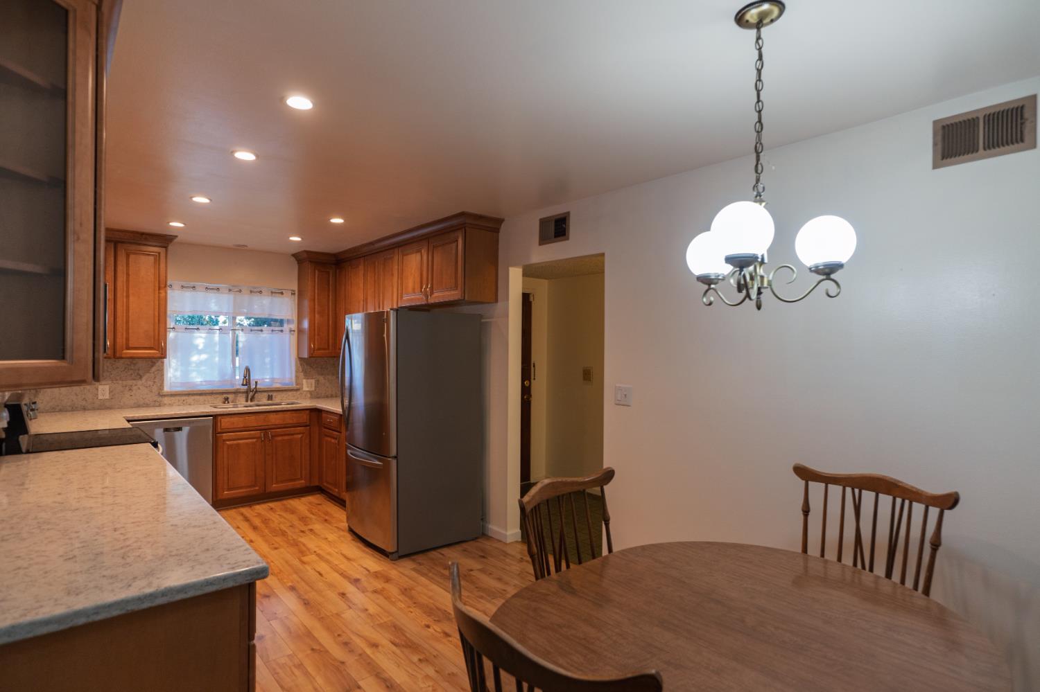 315 Diane Ct, Merced, CA 95348