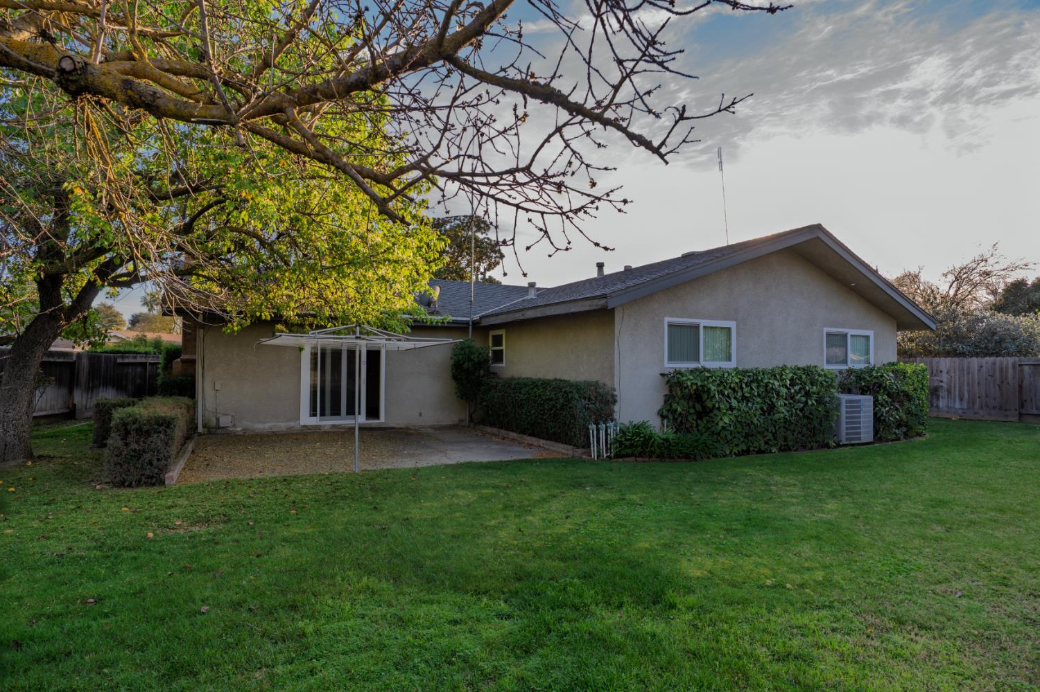 315 Diane Ct, Merced, CA 95348