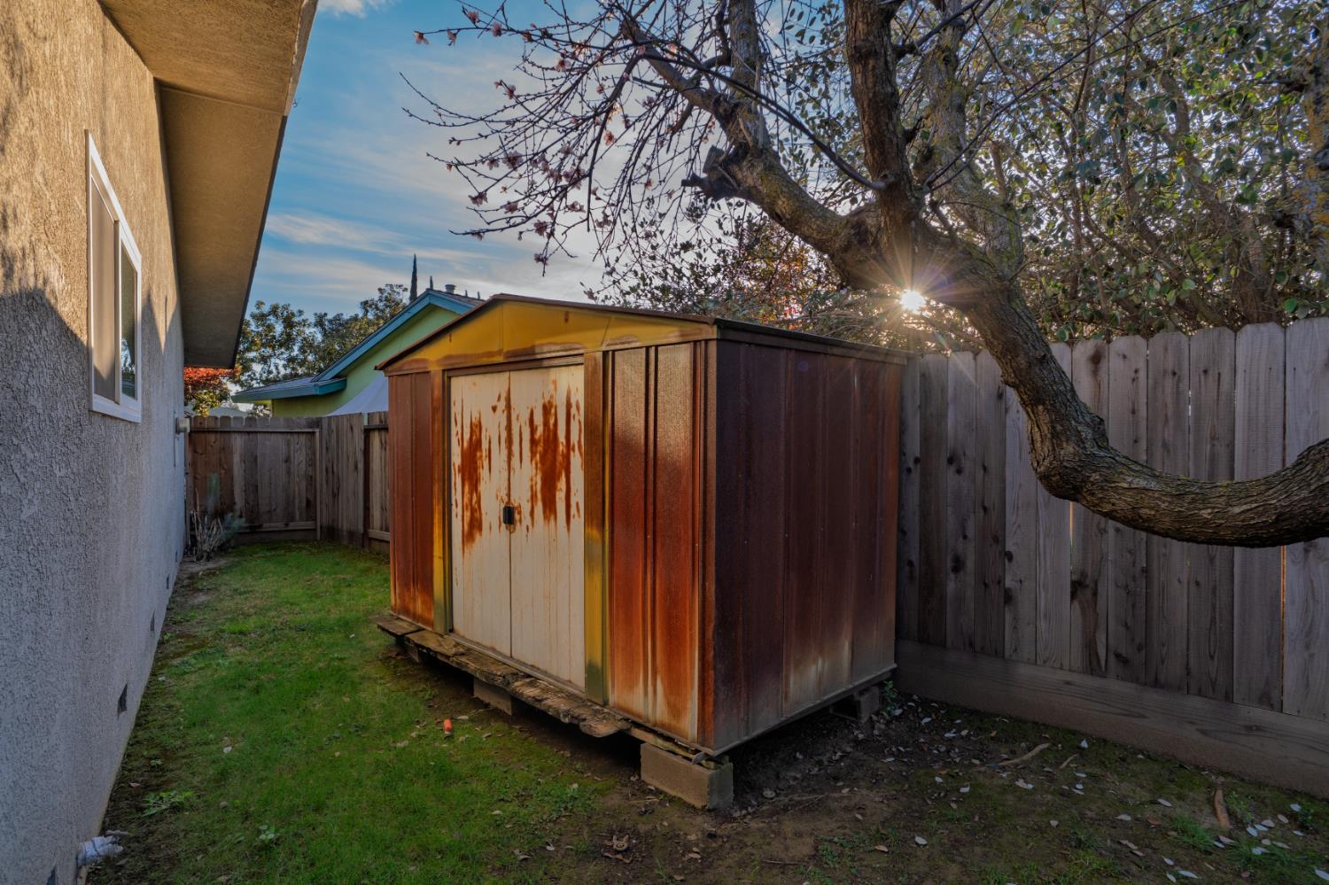 315 Diane Ct, Merced, CA 95348