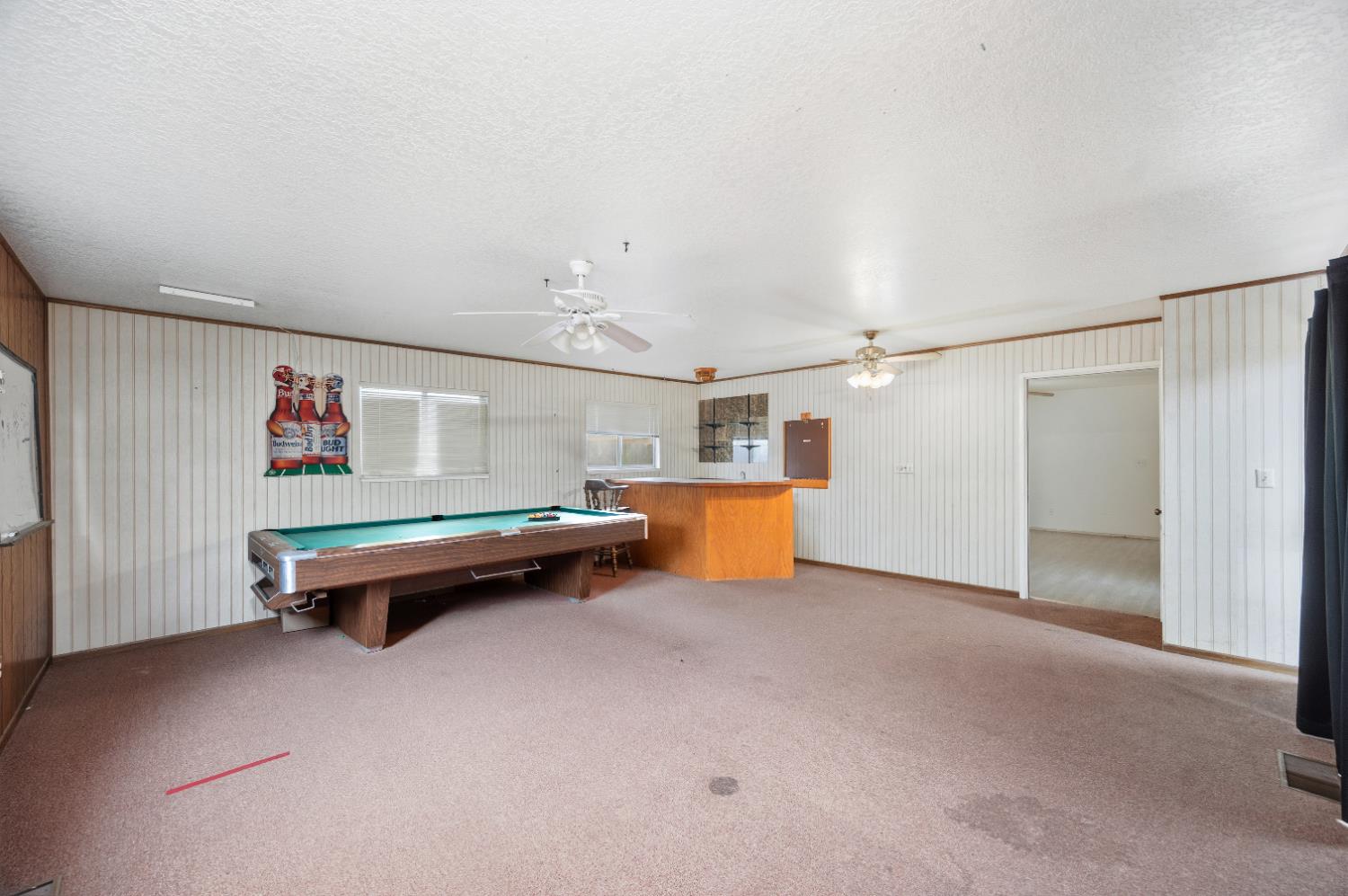 1244 W J St, Oakdale, CA 95361