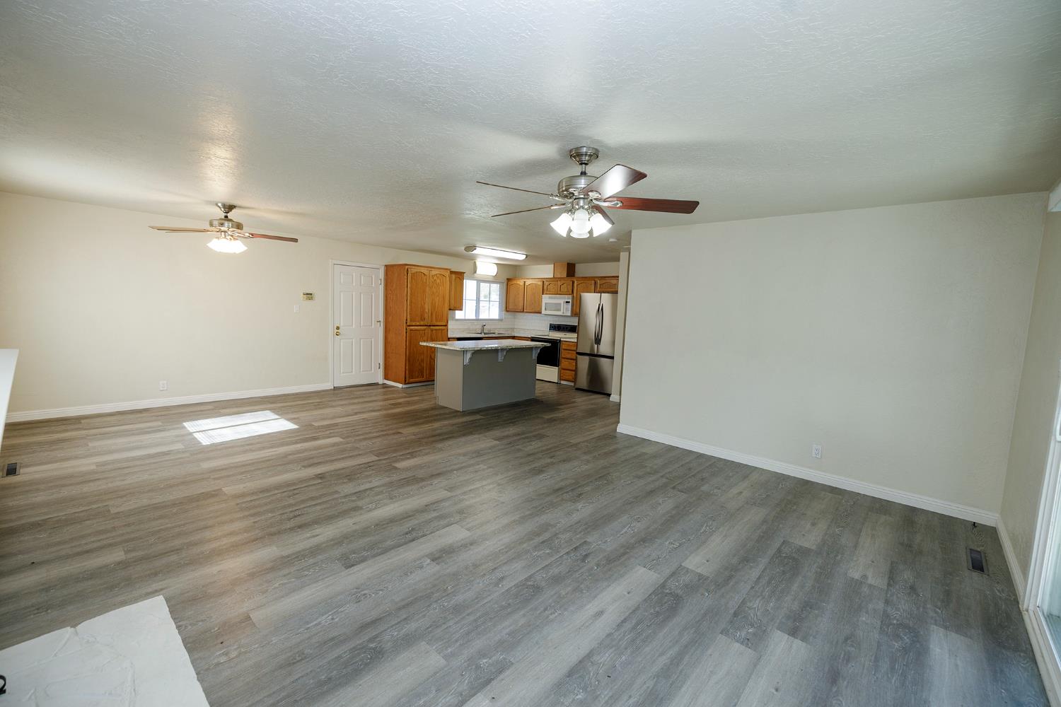 2246 First St, Atwater, CA 95301