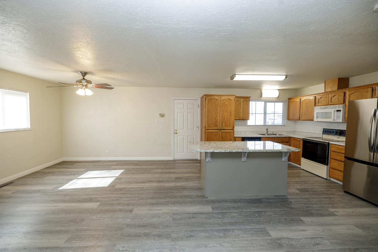 2246 First St, Atwater, CA 95301