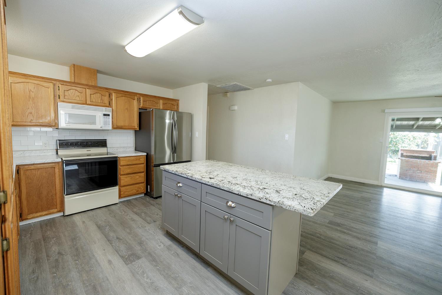 2246 First St, Atwater, CA 95301