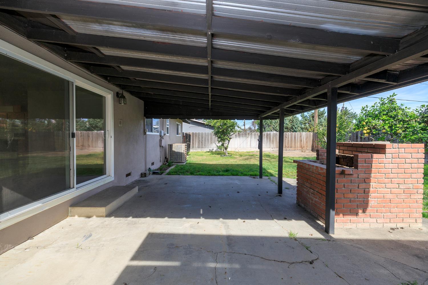 2246 First St, Atwater, CA 95301