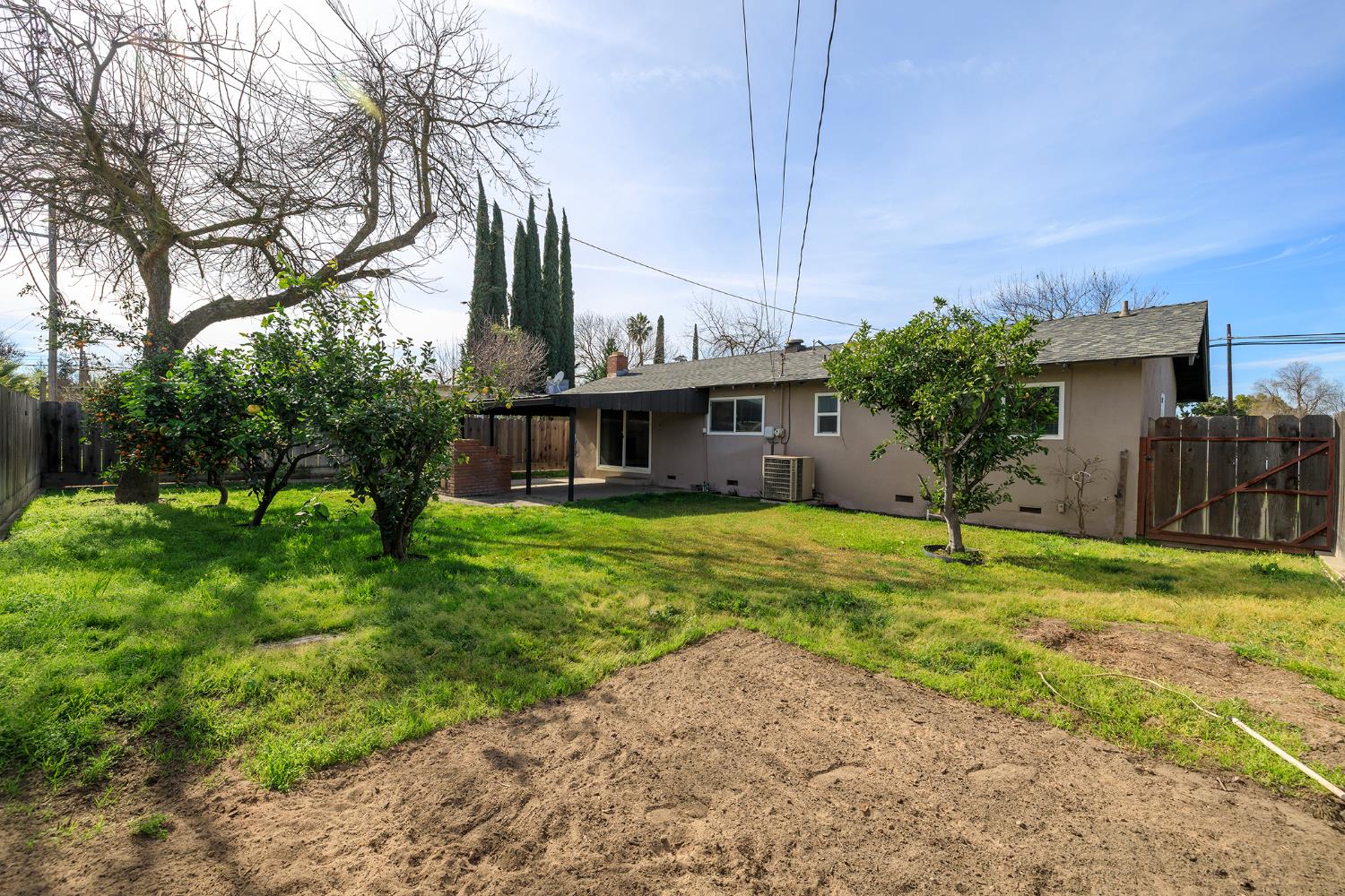 2246 First St, Atwater, CA 95301