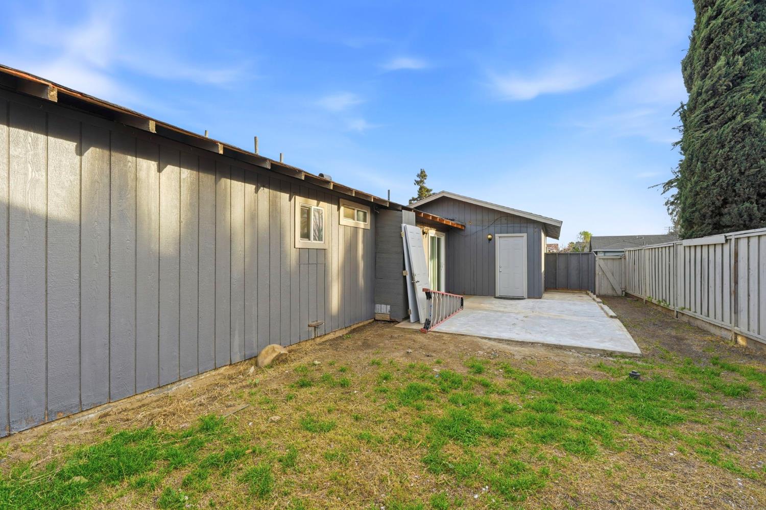 1809 Taos Ct, Modesto, CA 95351