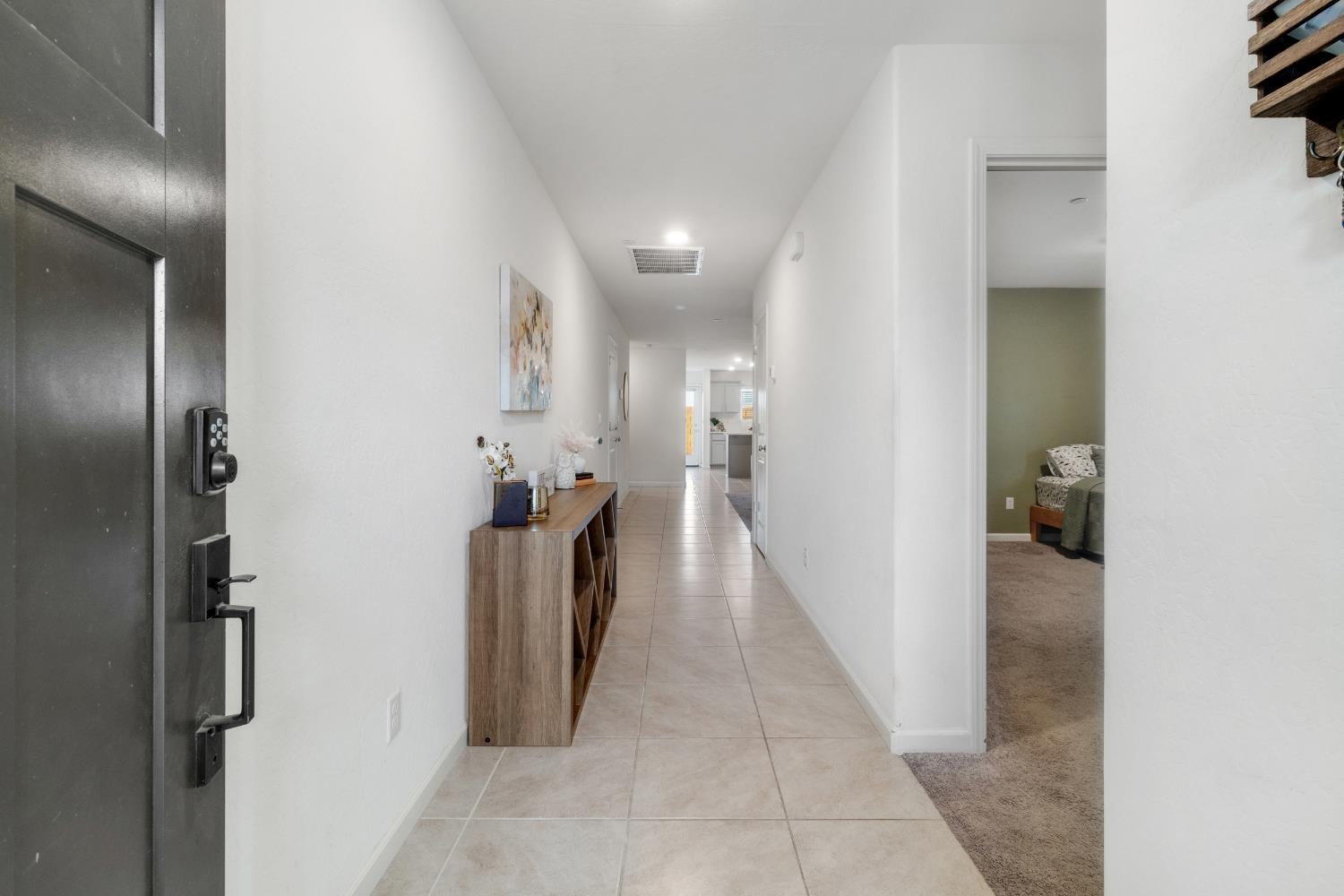 687 Jessie Dr, Merced, CA 95348