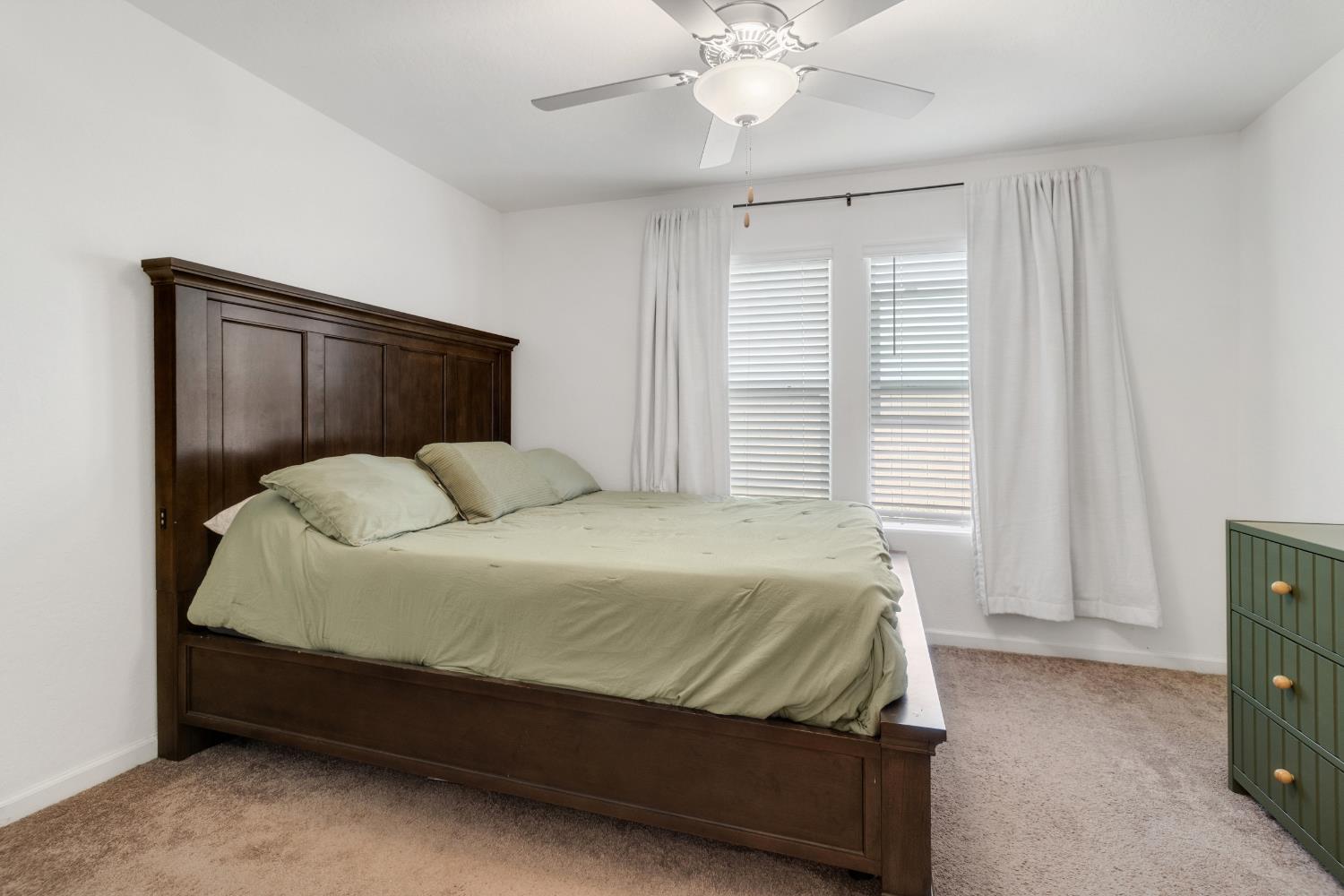 687 Jessie Dr, Merced, CA 95348