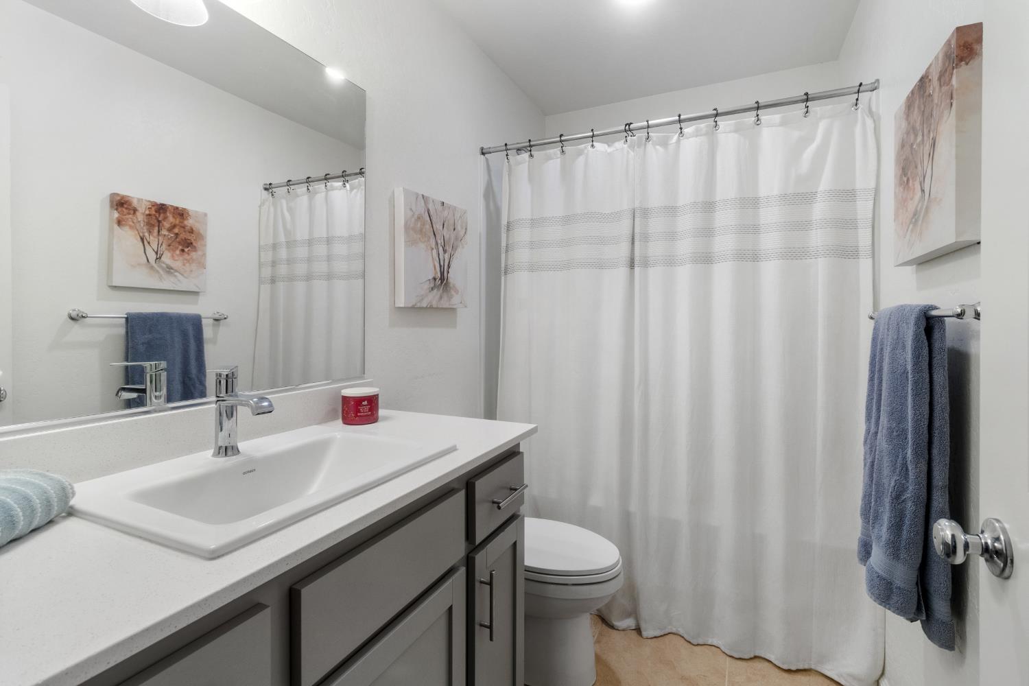 687 Jessie Dr, Merced, CA 95348