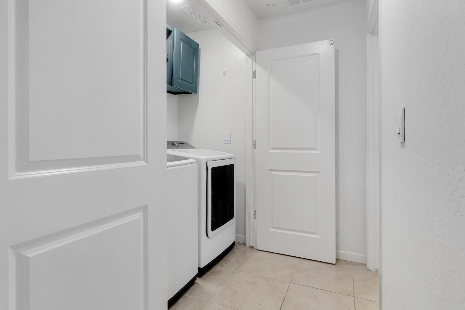 687 Jessie Dr, Merced, CA 95348