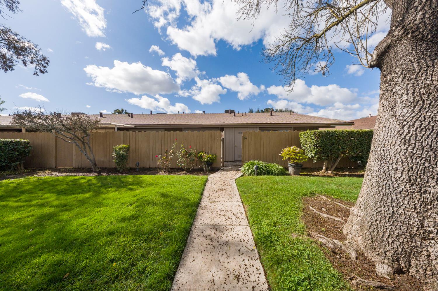 617 W Granger Ave #14, Modesto, CA 95350