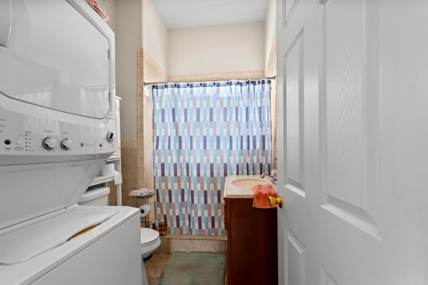 3130 Sierra St, Riverbank, CA 95367