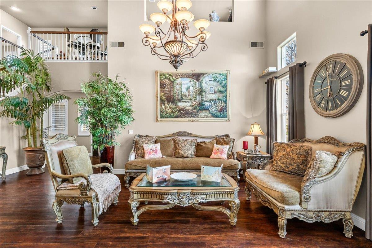 4020 Calistoga, Modesto, CA 95356