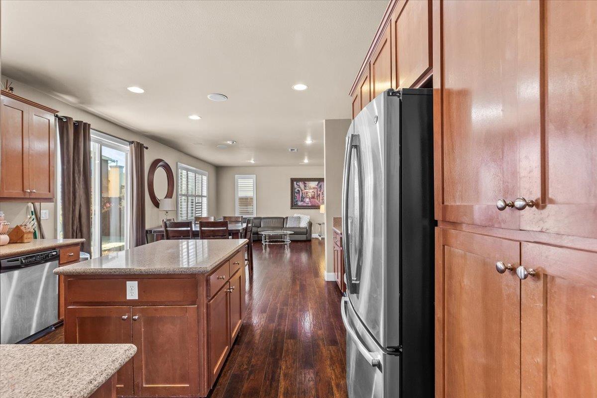 4020 Calistoga, Modesto, CA 95356