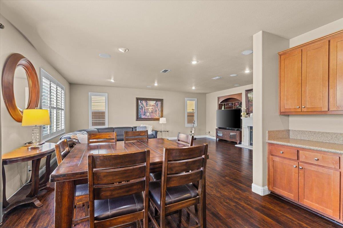 4020 Calistoga, Modesto, CA 95356