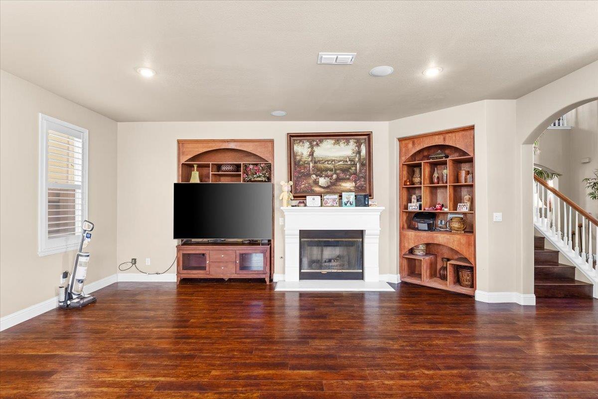 4020 Calistoga, Modesto, CA 95356