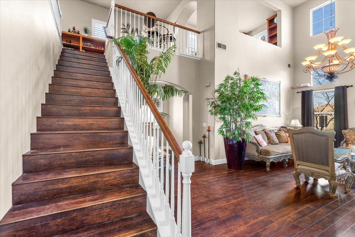 4020 Calistoga, Modesto, CA 95356