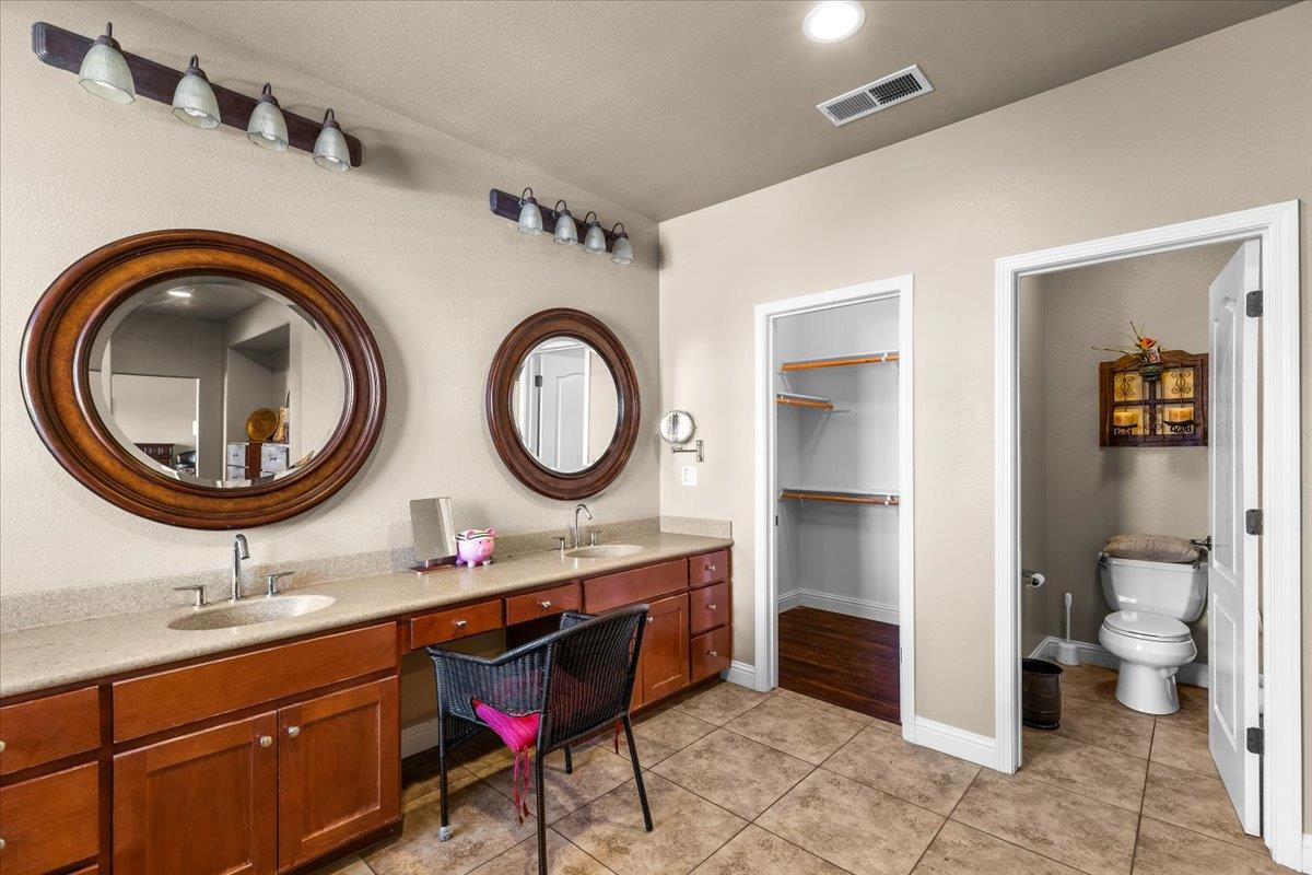 4020 Calistoga, Modesto, CA 95356