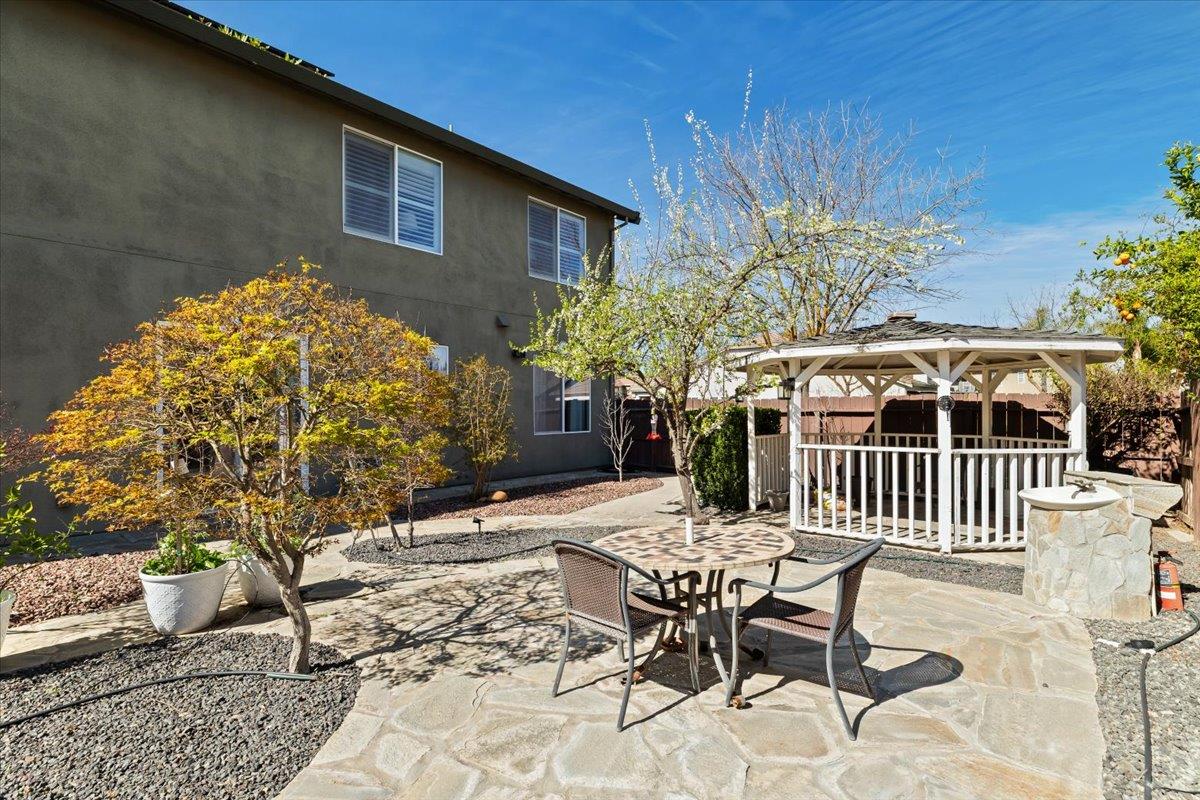 4020 Calistoga, Modesto, CA 95356