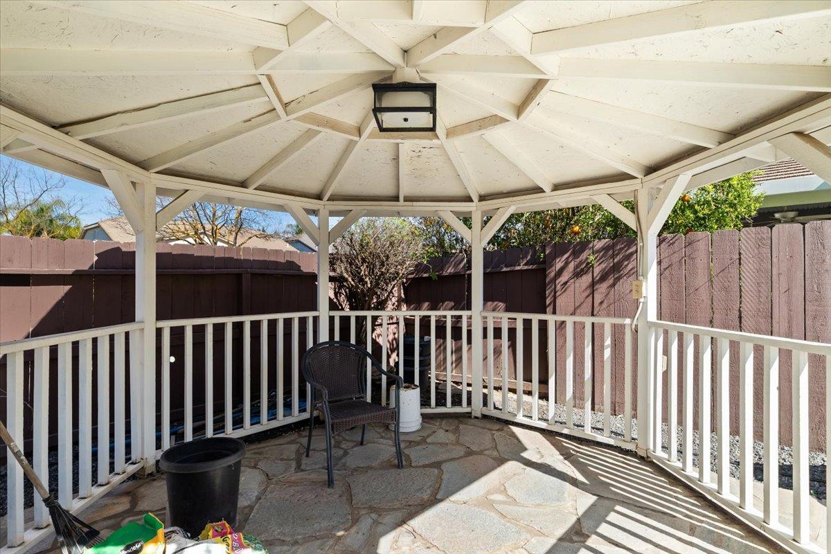 4020 Calistoga, Modesto, CA 95356