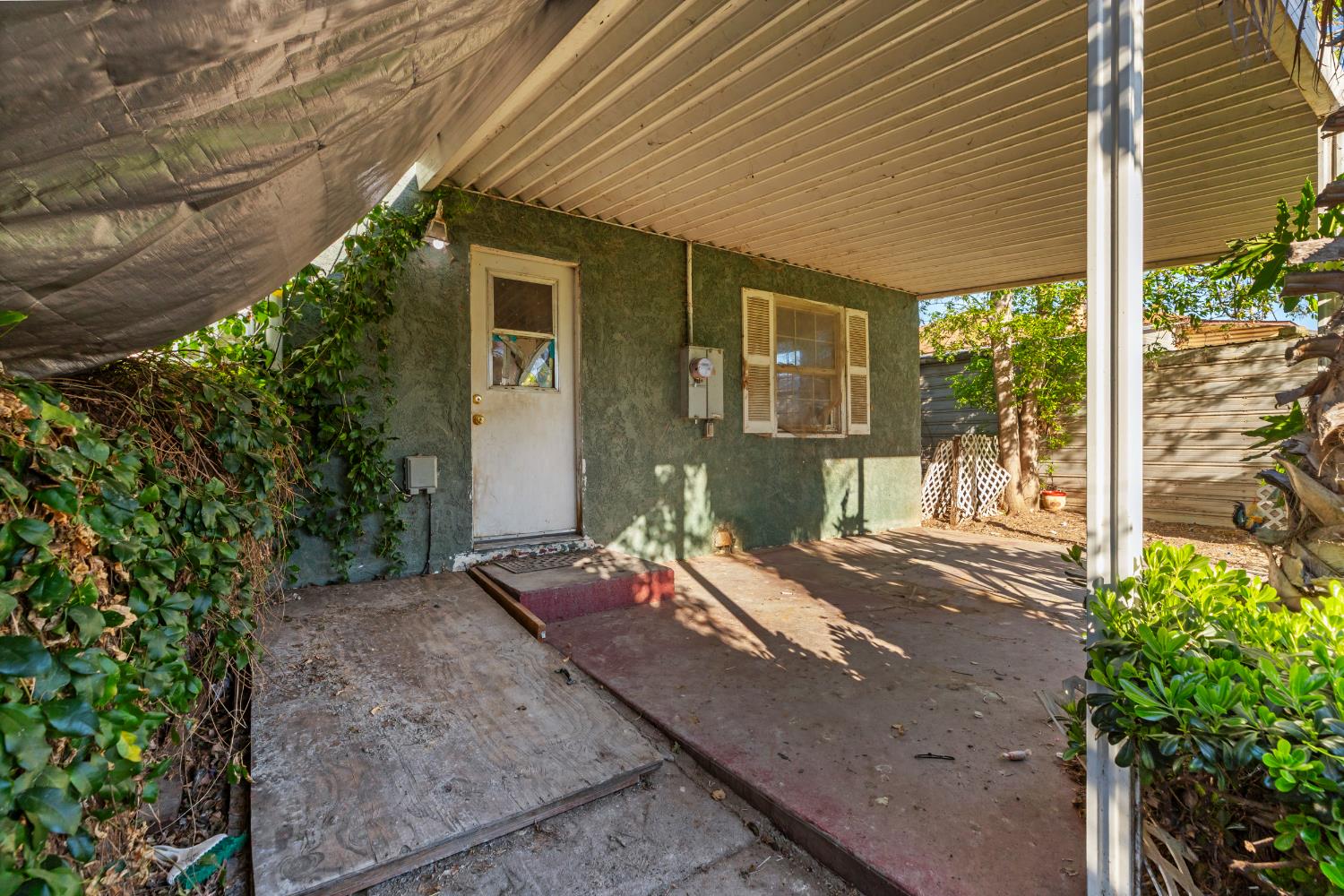 1416 Victoria Dr, Modesto, CA 95351