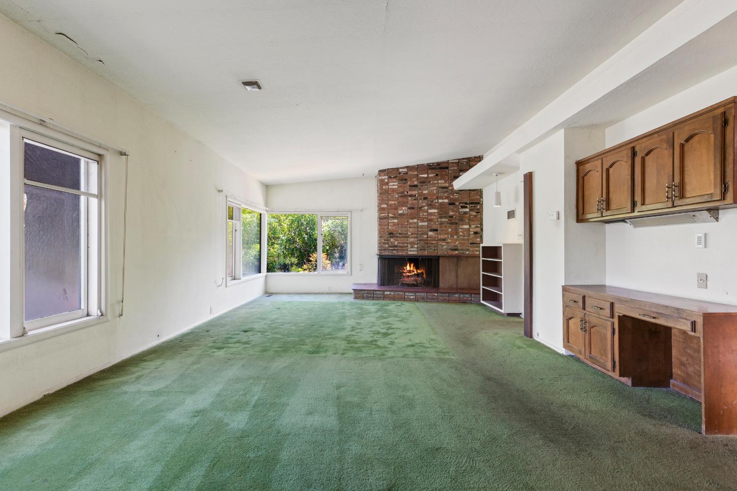 207 Lane St, Modesto, CA 95354