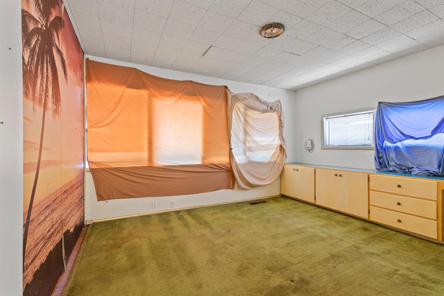 207 Lane St, Modesto, CA 95354