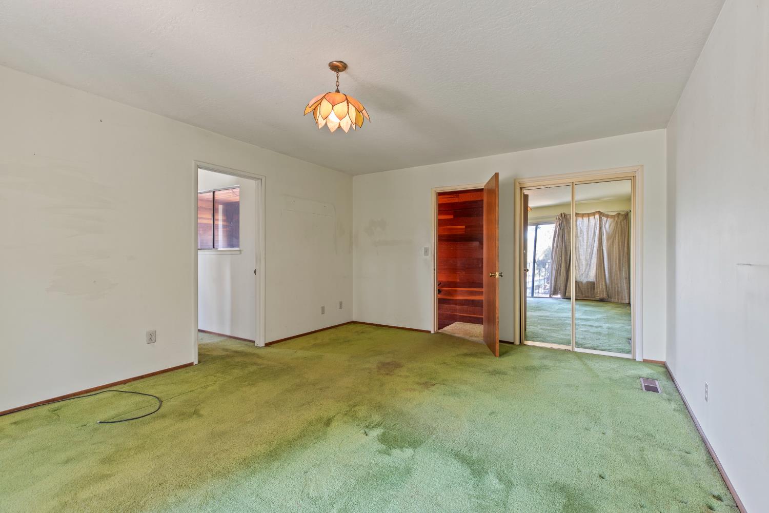 207 Lane St, Modesto, CA 95354