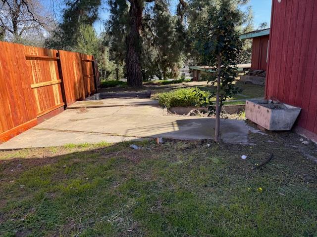 207 Lane St, Modesto, CA 95354