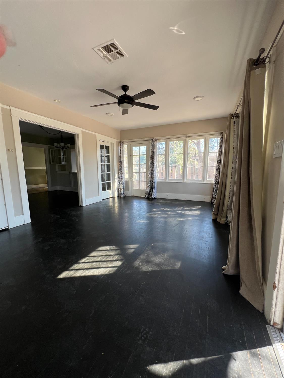 227 Walden St, Modesto, CA 95354