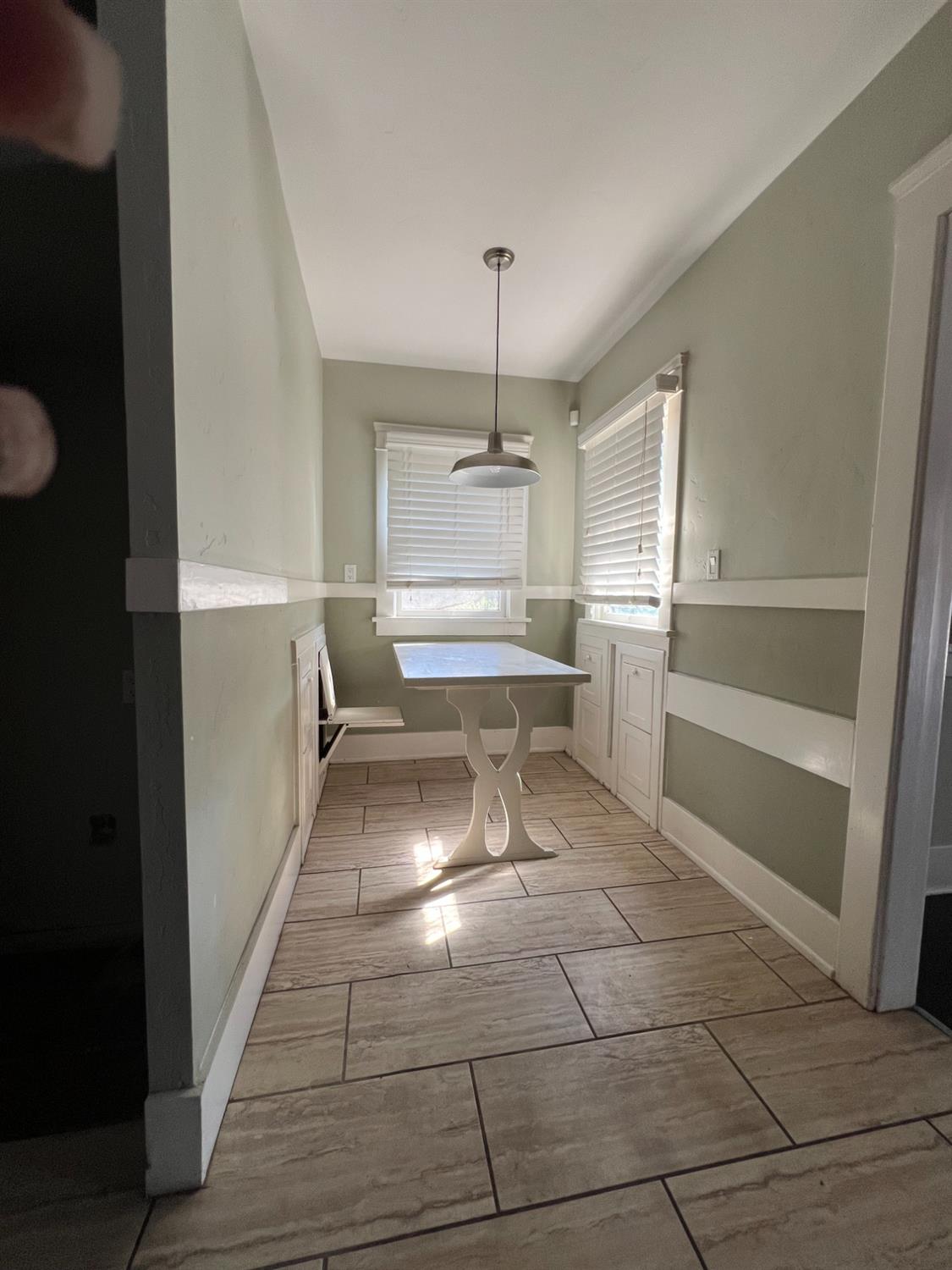 227 Walden St, Modesto, CA 95354