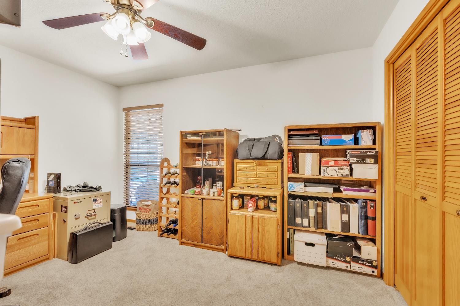 2504 Bridle Path Ln, Modesto, CA 95356