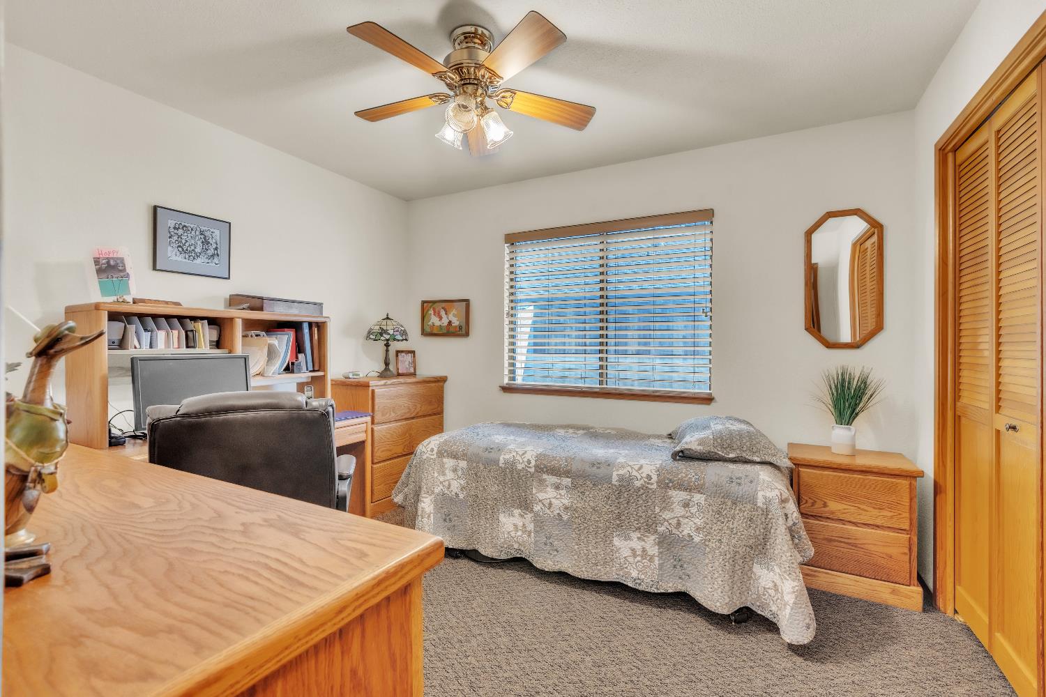 2504 Bridle Path Ln, Modesto, CA 95356