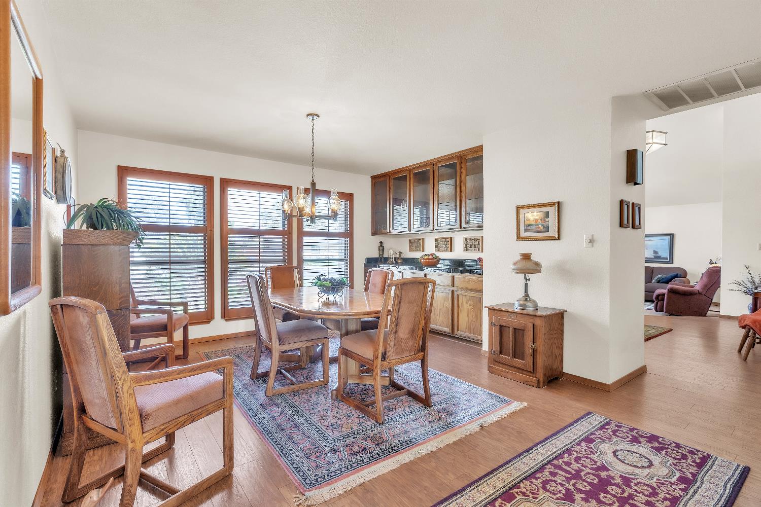 2504 Bridle Path Ln, Modesto, CA 95356