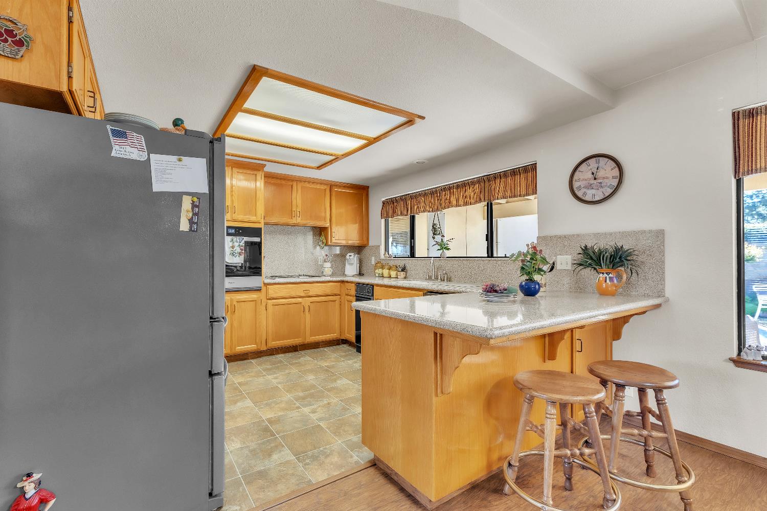 2504 Bridle Path Ln, Modesto, CA 95356