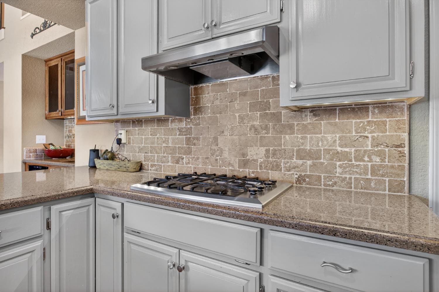 1224 Glenbrook Way, Modesto, CA 95355