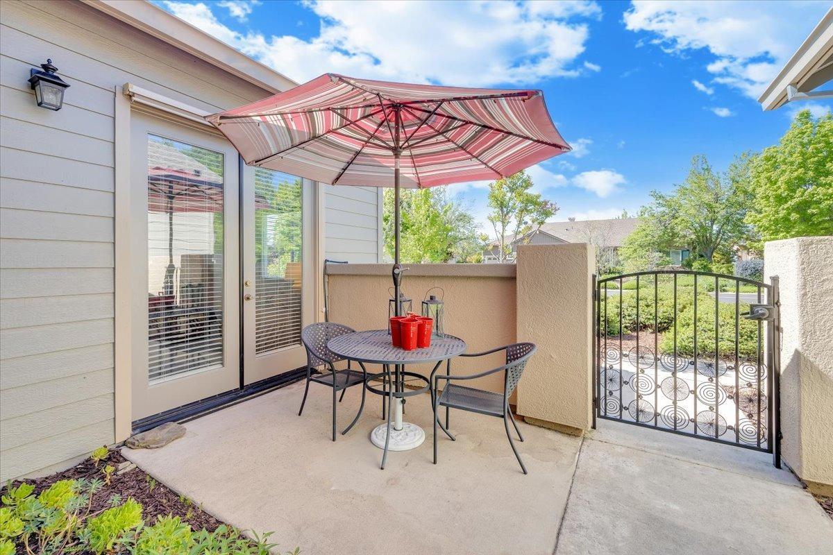 258 Rock Ridge Ln, Copperopolis, CA 95228