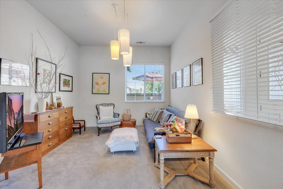 258 Rock Ridge Ln, Copperopolis, CA 95228