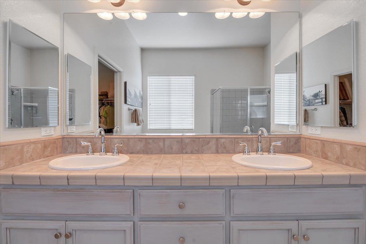 258 Rock Ridge Ln, Copperopolis, CA 95228