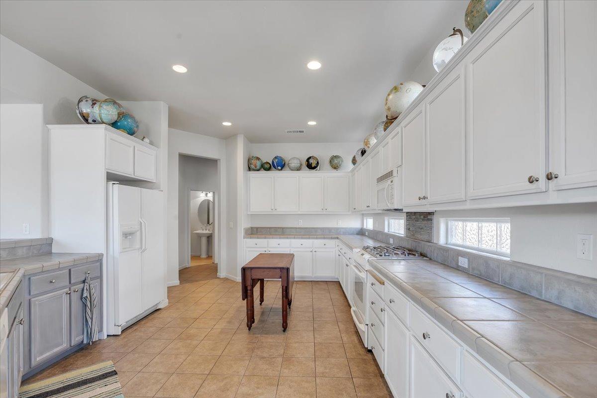 258 Rock Ridge Ln, Copperopolis, CA 95228