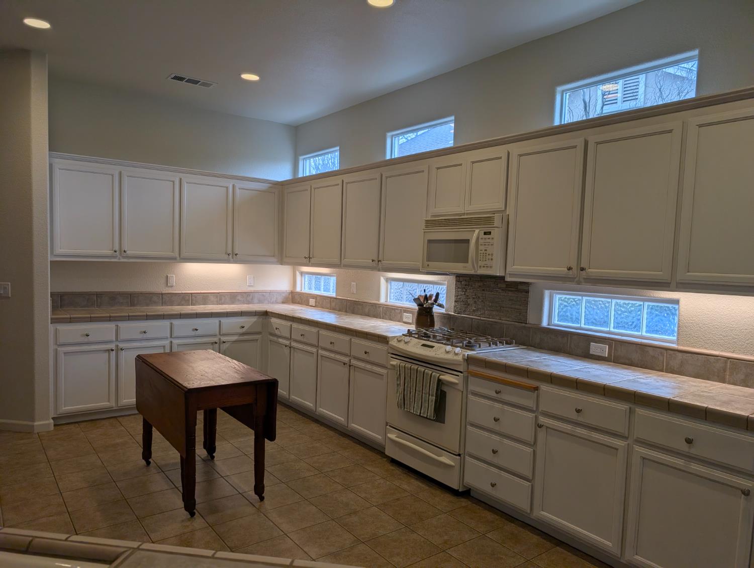 258 Rock Ridge Ln, Copperopolis, CA 95228