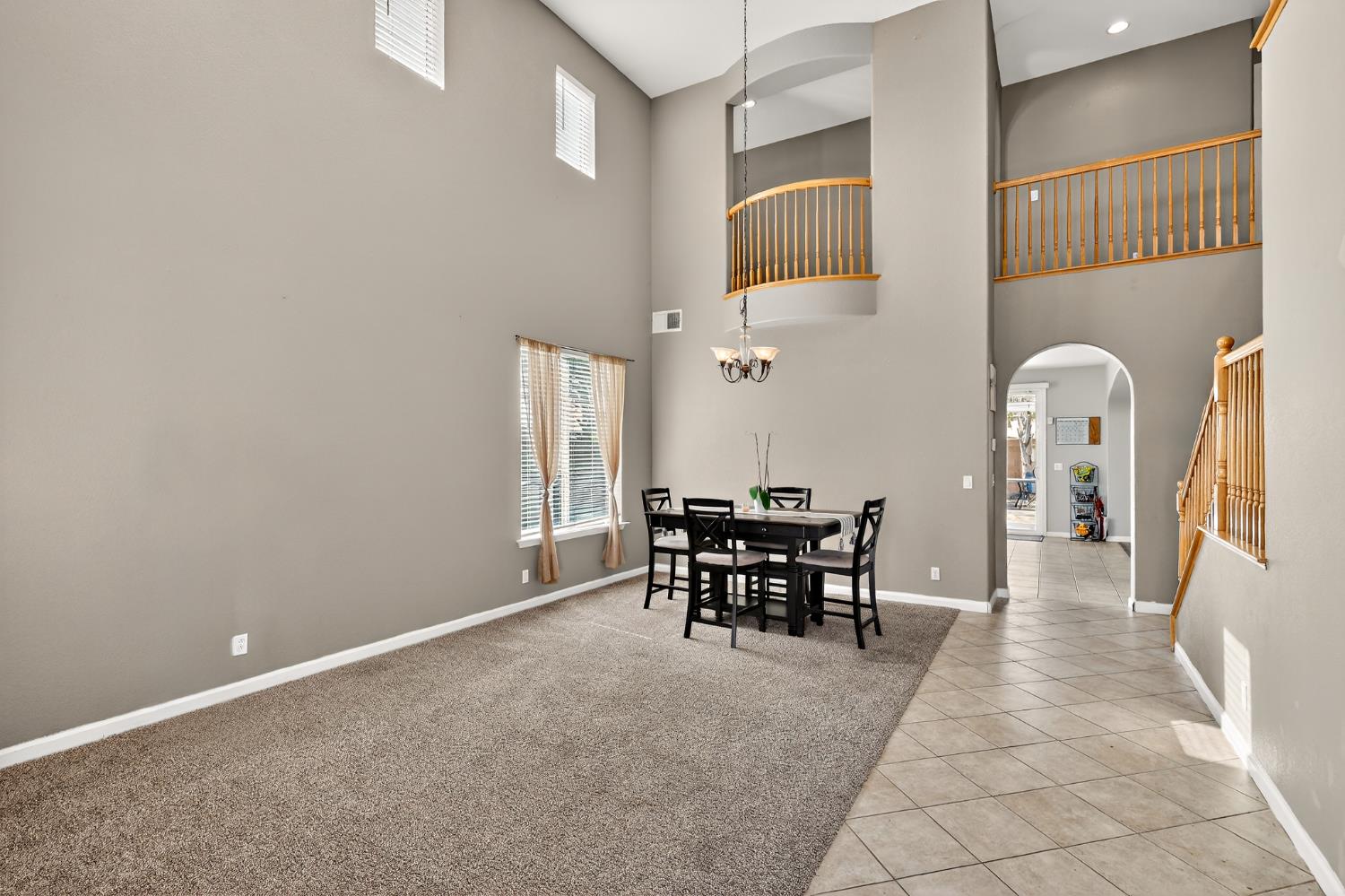 11437 Mirage Dr, Chowchilla, CA 93610